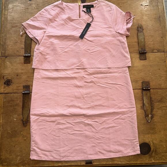 Woman’s Tahari Tiered Pink Mini Dress Size 8 - Picture 1 of 8